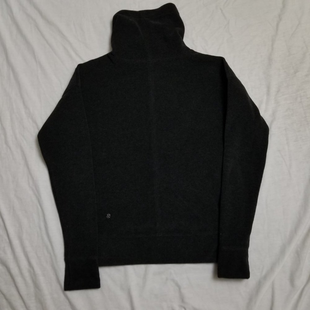 Lululemon Go Forward Pullover Sweater Fleece Black Cowl Neck Pockets Size 2